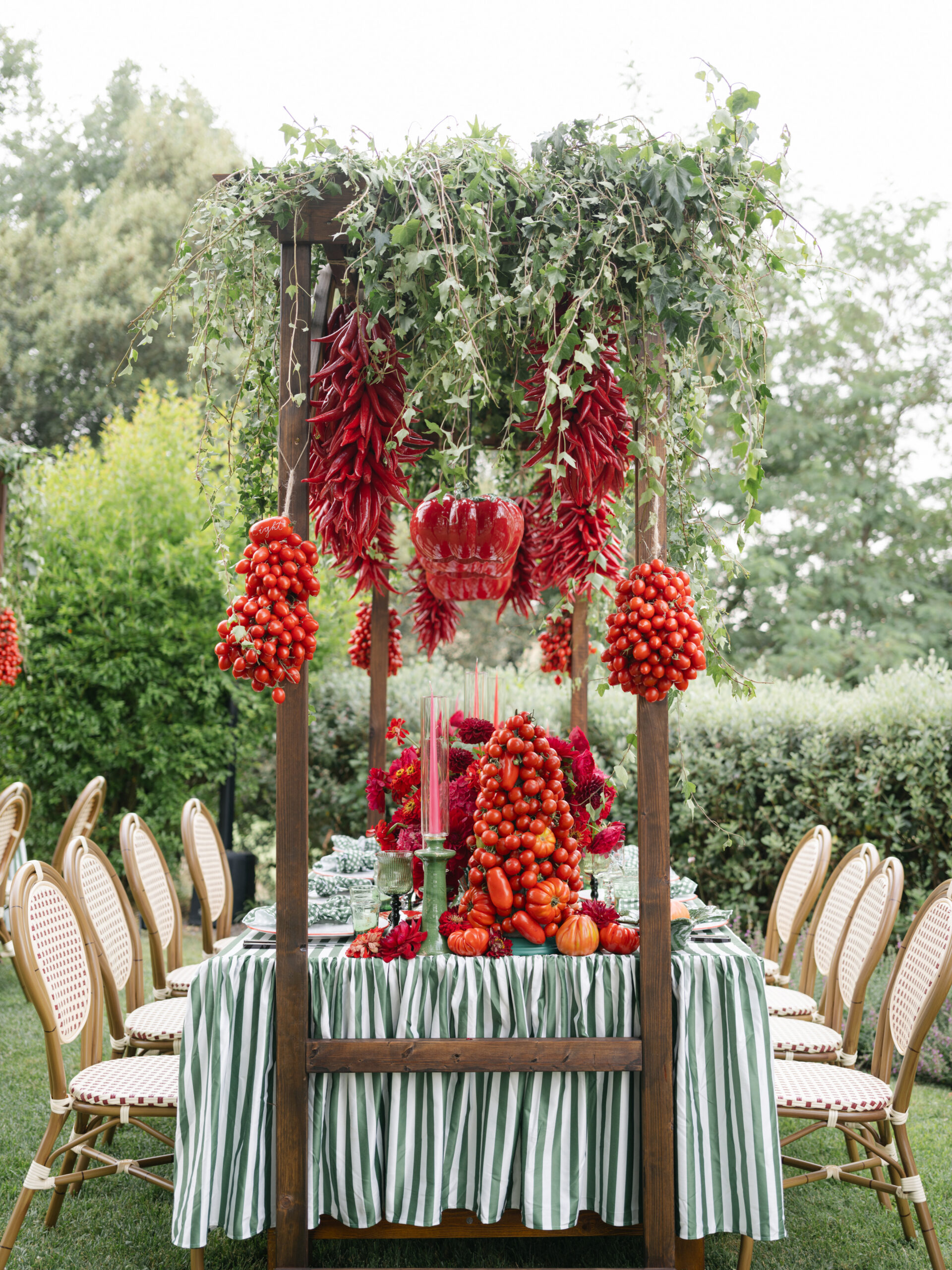 Luxury party designer